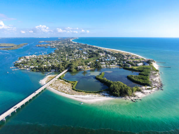 homes for sale on longboat key